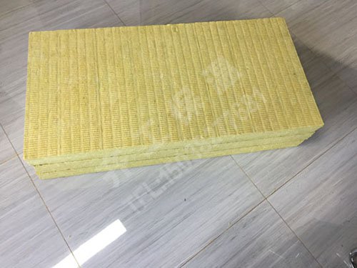 巖棉復(fù)合板 為您節(jié)省70%的工期